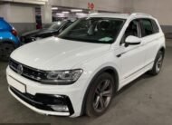 VOLKSWAGEN Tiguan R line