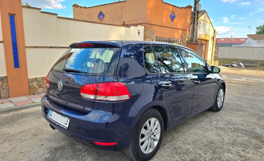 VOLKSWAGEN Golf 2.0Tdi