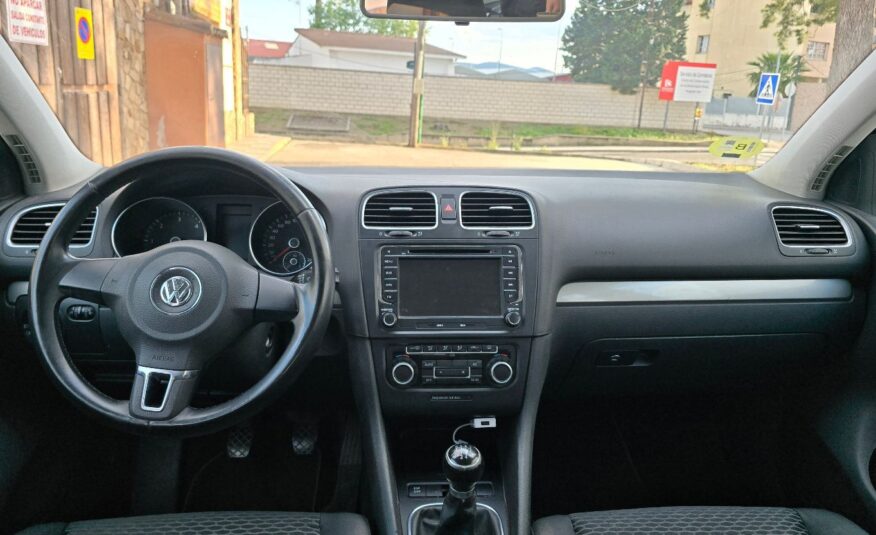 VOLKSWAGEN Golf 2.0Tdi