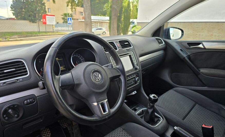VOLKSWAGEN Golf 2.0Tdi