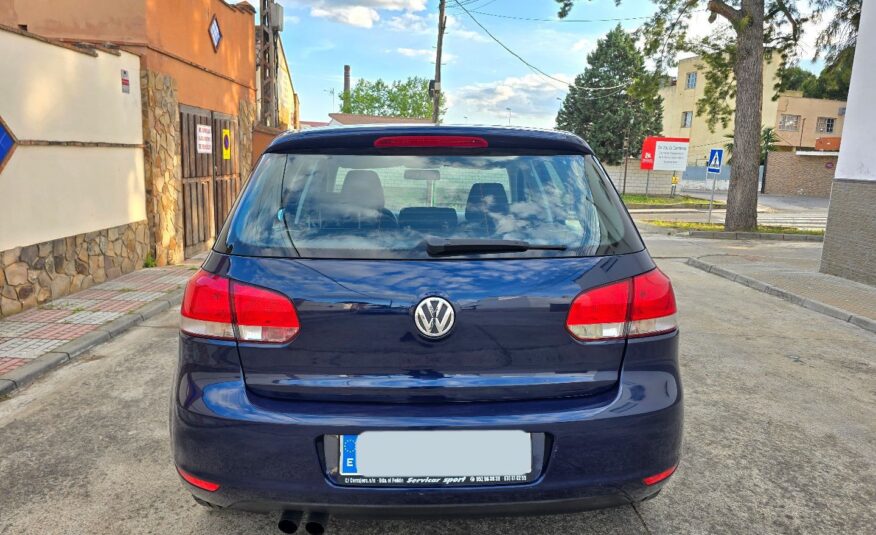 VOLKSWAGEN Golf 2.0Tdi