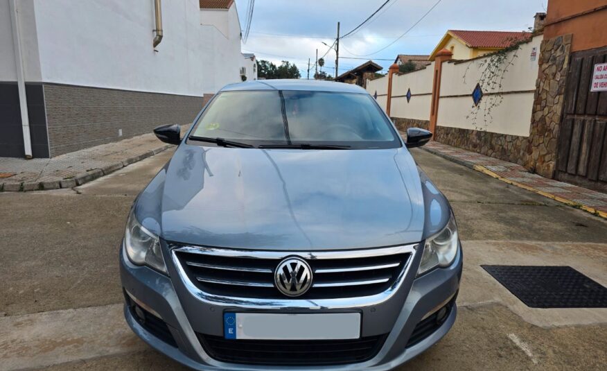 VOLKSWAGEN Passat Cc