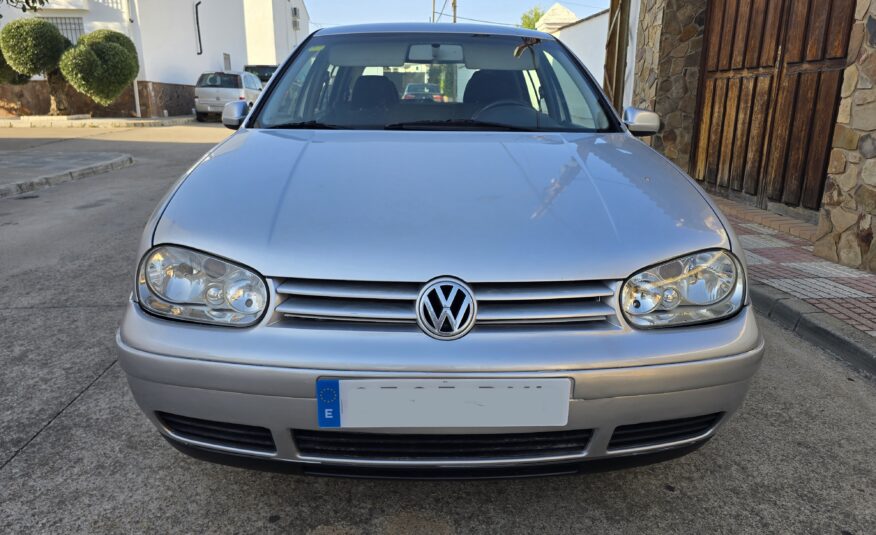 Volkswagen Golf 1.9 Tdi 100