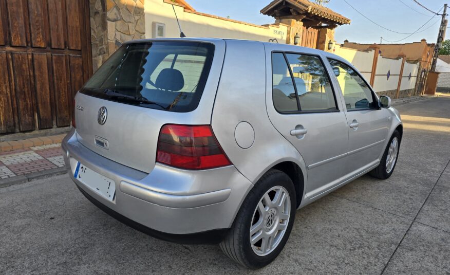 Volkswagen Golf 1.9 Tdi 100