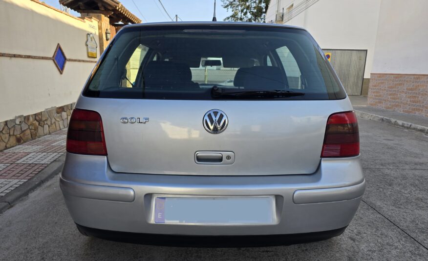 Volkswagen Golf 1.9 Tdi 100
