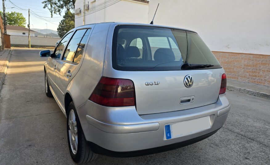 Volkswagen Golf 1.9 Tdi 100