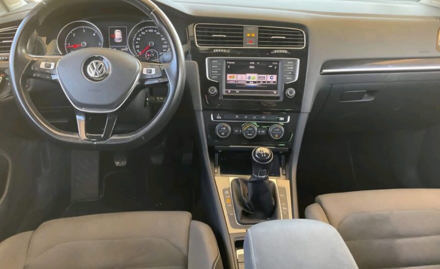 VOLKSWAGEN Golf 1.6 Tdi BMT