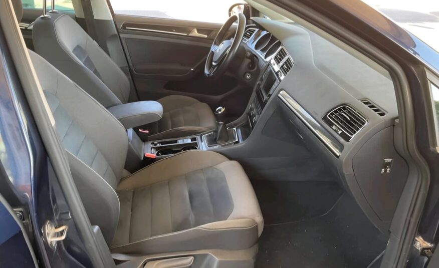 VOLKSWAGEN Golf 1.6 Tdi BMT