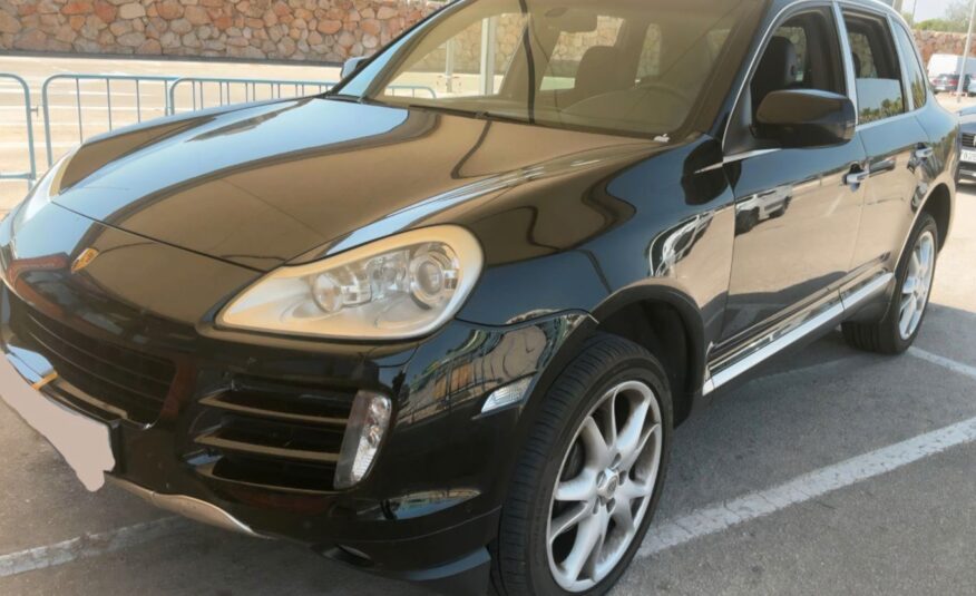 PORSCHE Cayenne Diesel 240
