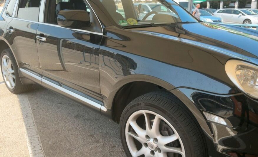 PORSCHE Cayenne Diesel 240