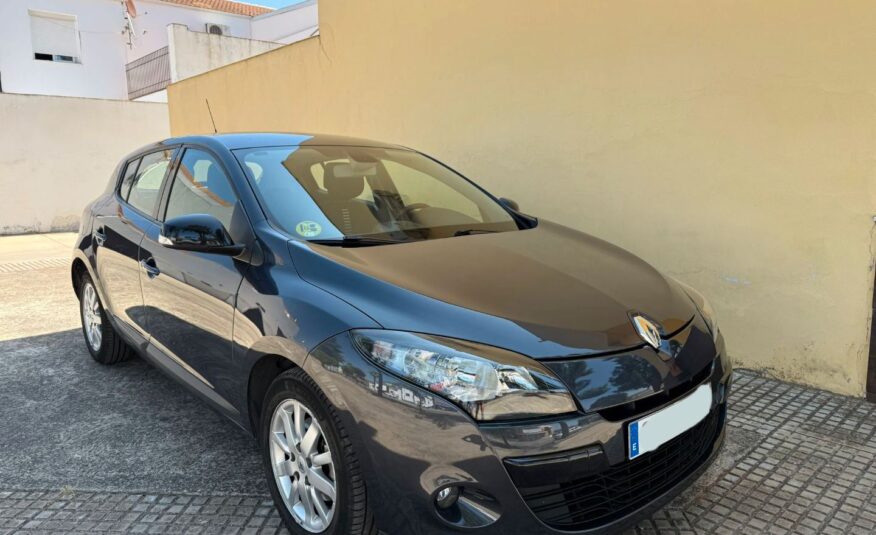 RENAULT Megane Dynamique 1.5 Dci