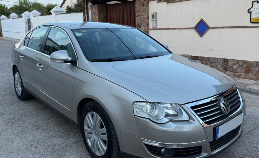 VOLKSWAGEN Passat 2.0 tdi 140
