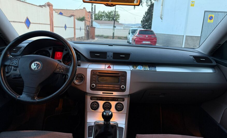 VOLKSWAGEN Passat 2.0 Tdi 140 Highline