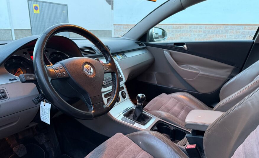 VOLKSWAGEN Passat 2.0 Tdi 140 Highline