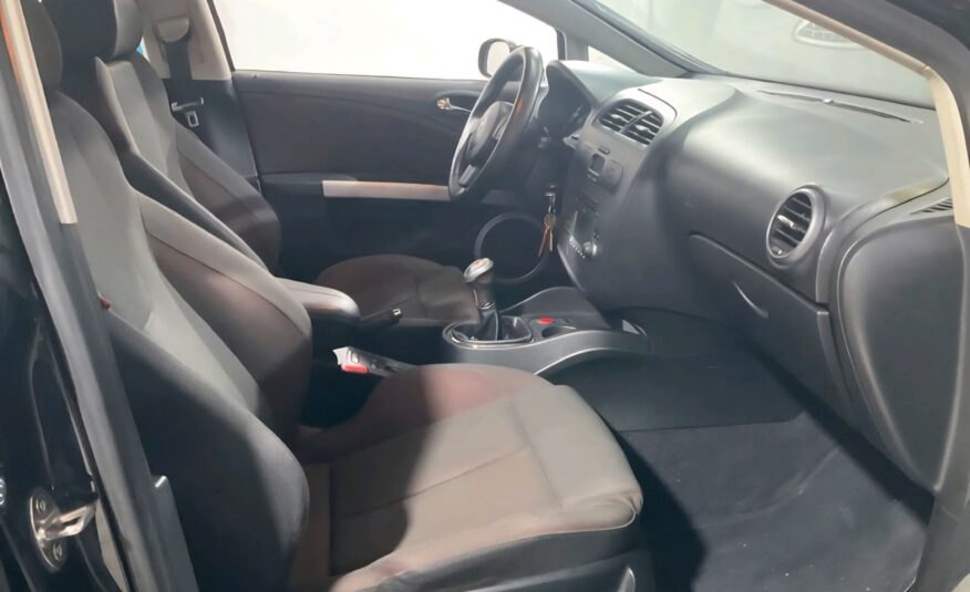 SEAT Leon 2.0 Tdi 140 Sport