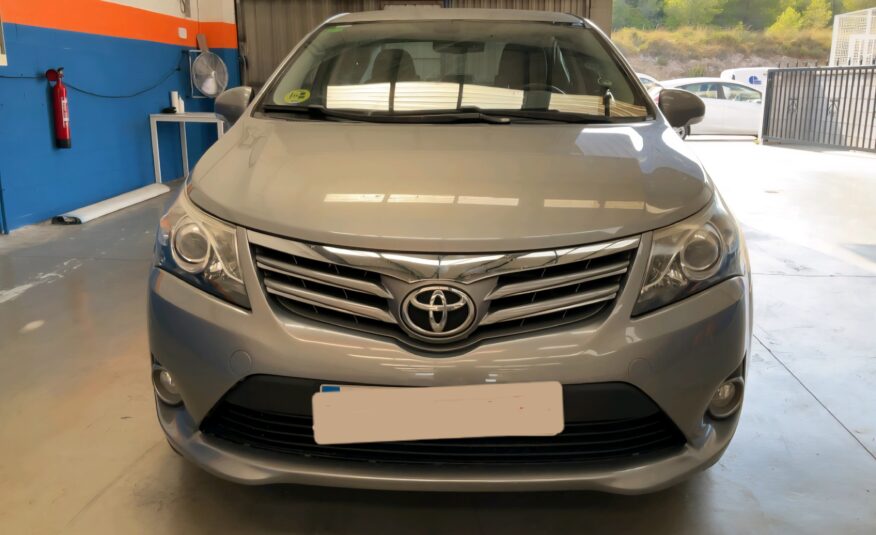 TOYOTA Avensis 2.0D