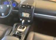 PORSCHE Cayenne Diesel 240