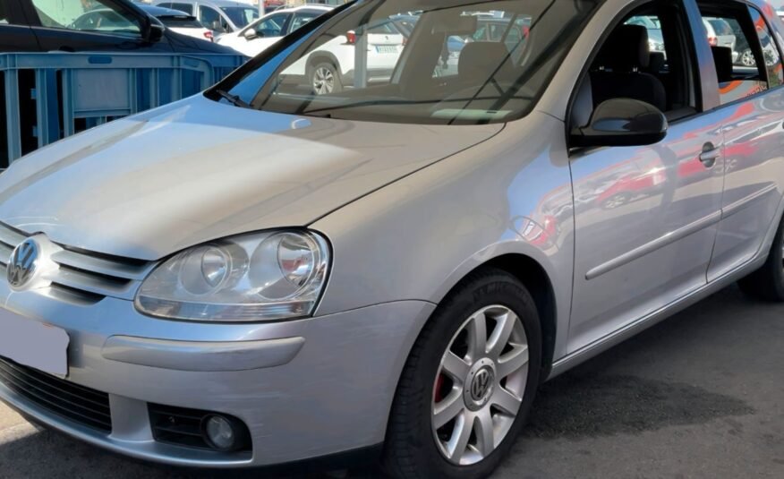 VOLKSWAGEN Golf Tdi