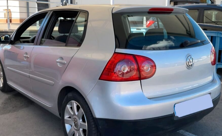 VOLKSWAGEN Golf Tdi