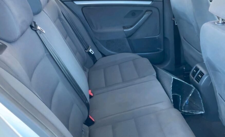 VOLKSWAGEN Golf Tdi