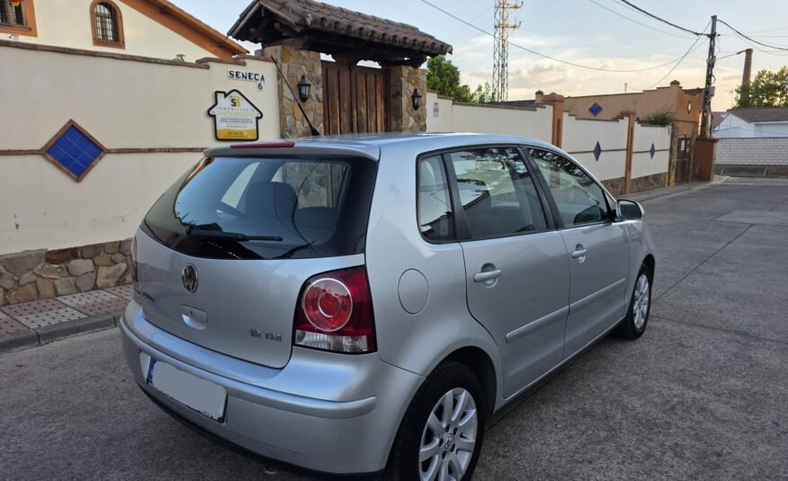 VOLKSWAGEN POLO 1.9 TDI