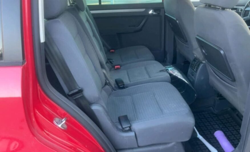 Volkswagen Touran 2.0 tdi 140