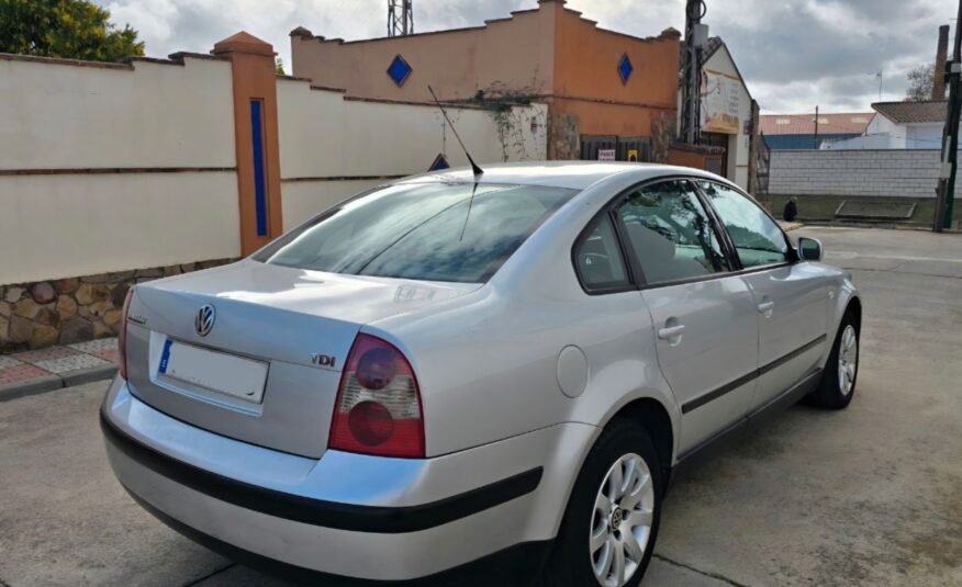 VOLKSWAGEN Passat 1.9 tdi