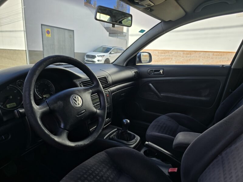 VOLKSWAGEN Passat 1.9 tdi