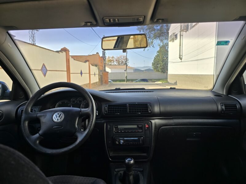 VOLKSWAGEN Passat 1.9 tdi
