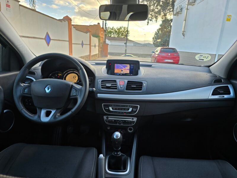 RENAULT Megane TOM TOM