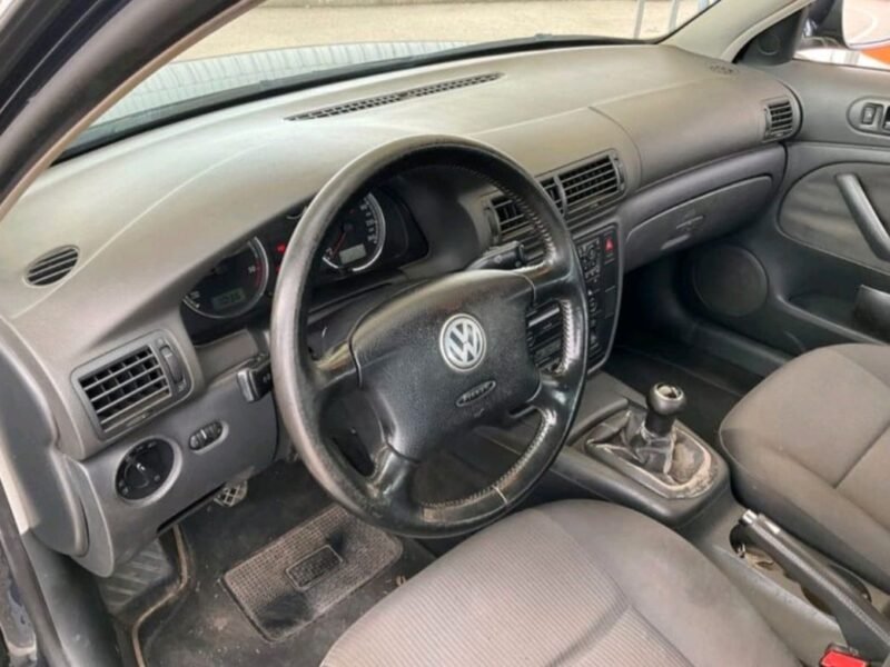 VOLKSWAGEN Passat 1.9 TDi 130cv