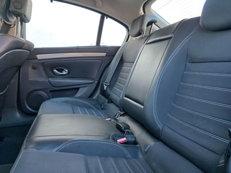 RENAULT Laguna Dynamique Tom Tom