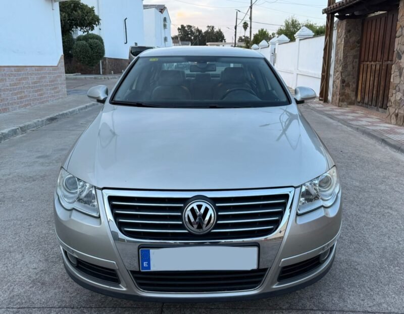 VOLKSWAGEN Passat 2.0 tdi 140