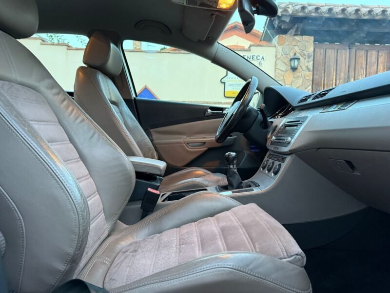 VOLKSWAGEN Passat 2.0 tdi 140