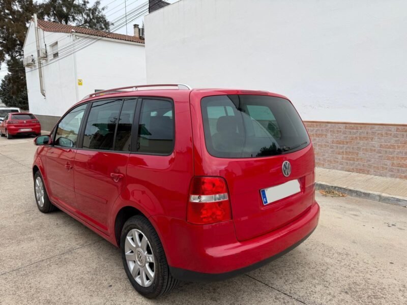 VOLKSWAGEN Touran 2.0 tdi 140