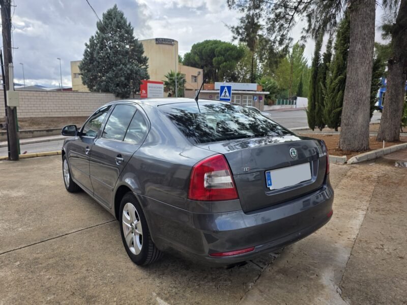 SKODA Octavia 2.0 tdi 140