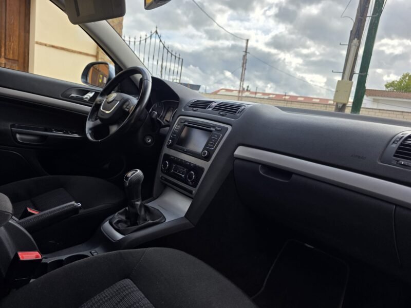SKODA Octavia 2.0 tdi 140
