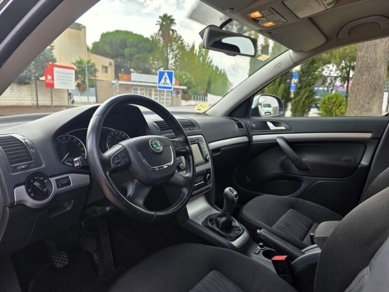 SKODA Octavia 2.0 tdi 140