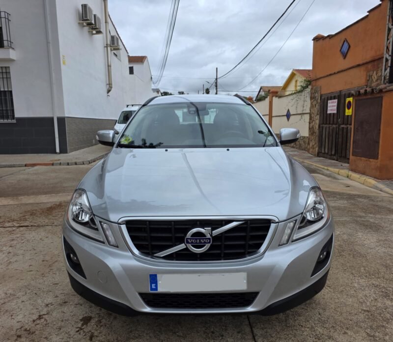 VOLVO XC60 2.4D momentun