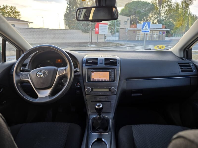 TOYOTA Avensis 2.0 D-4D