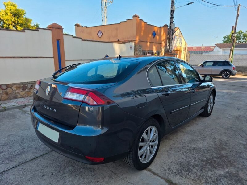 RENAULT Laguna Dynamique Tom Tom