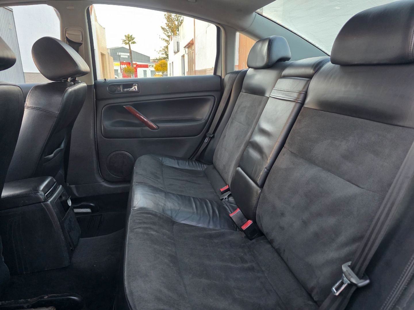 VOLKSWAGEN Passat 1.9 TDI 130cv 