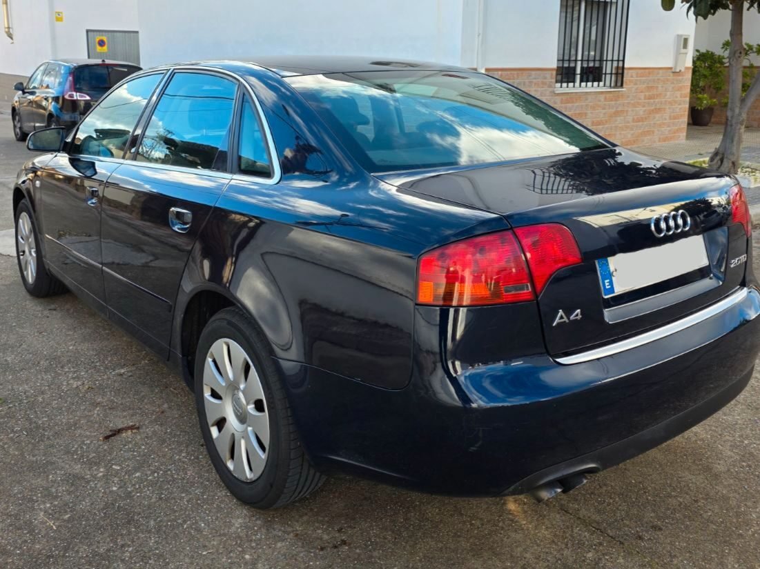 AUDI A4 2.0 tdi