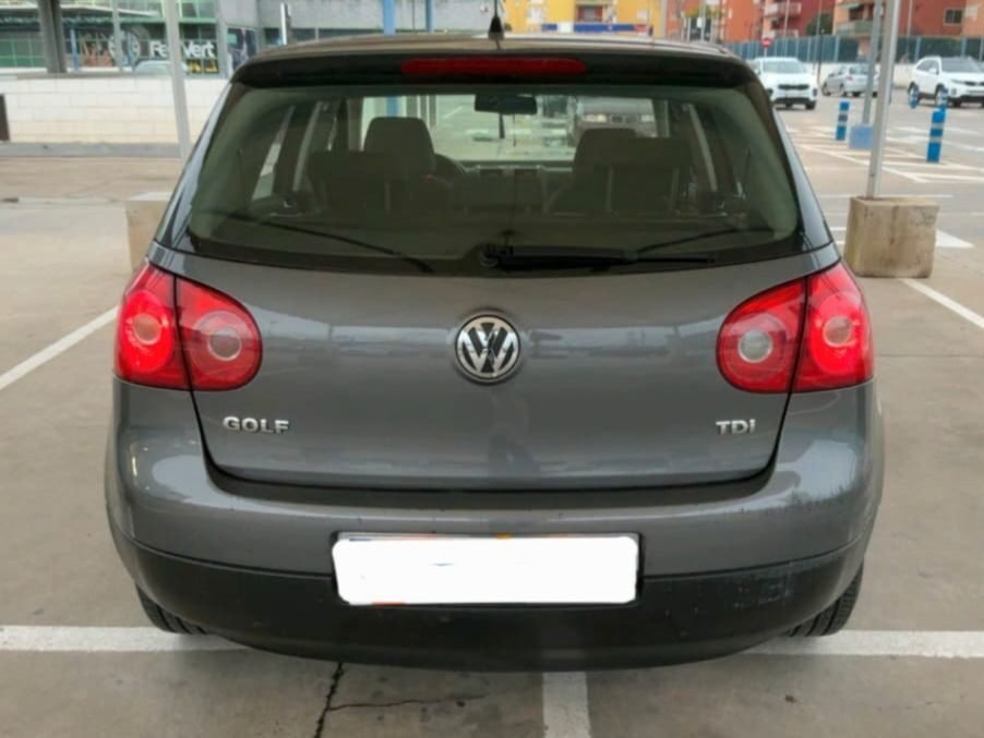 VOLKSWAGEN Golf 1.9 tdi Sportline