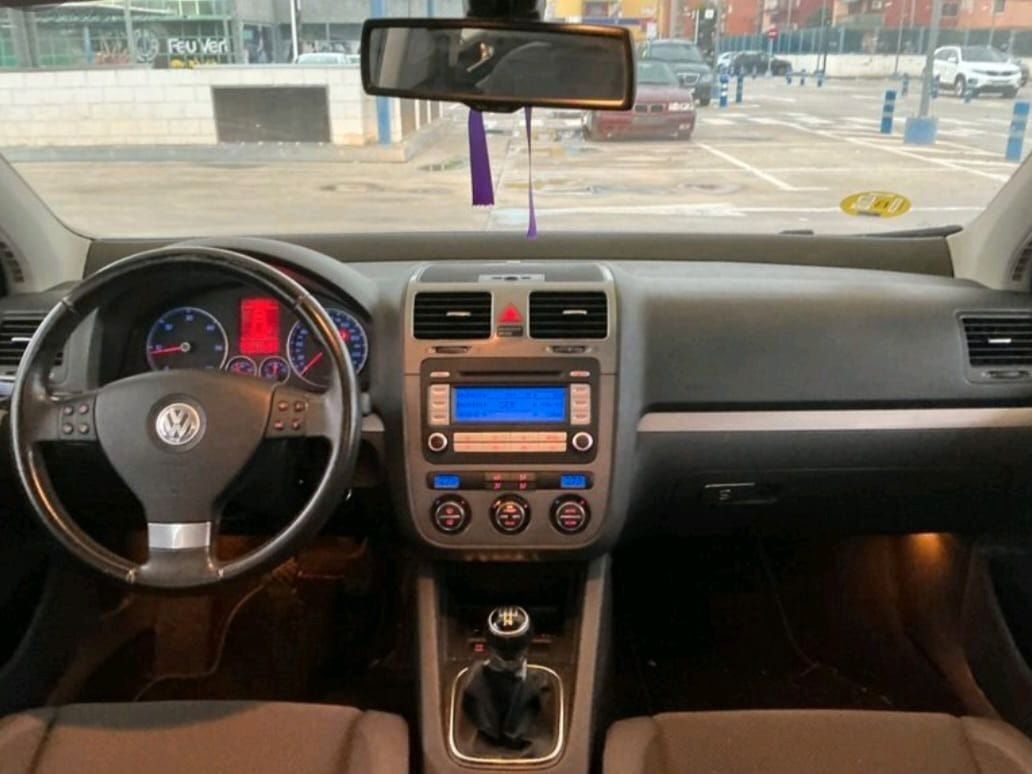 VOLKSWAGEN Golf 1.9 tdi Sportline