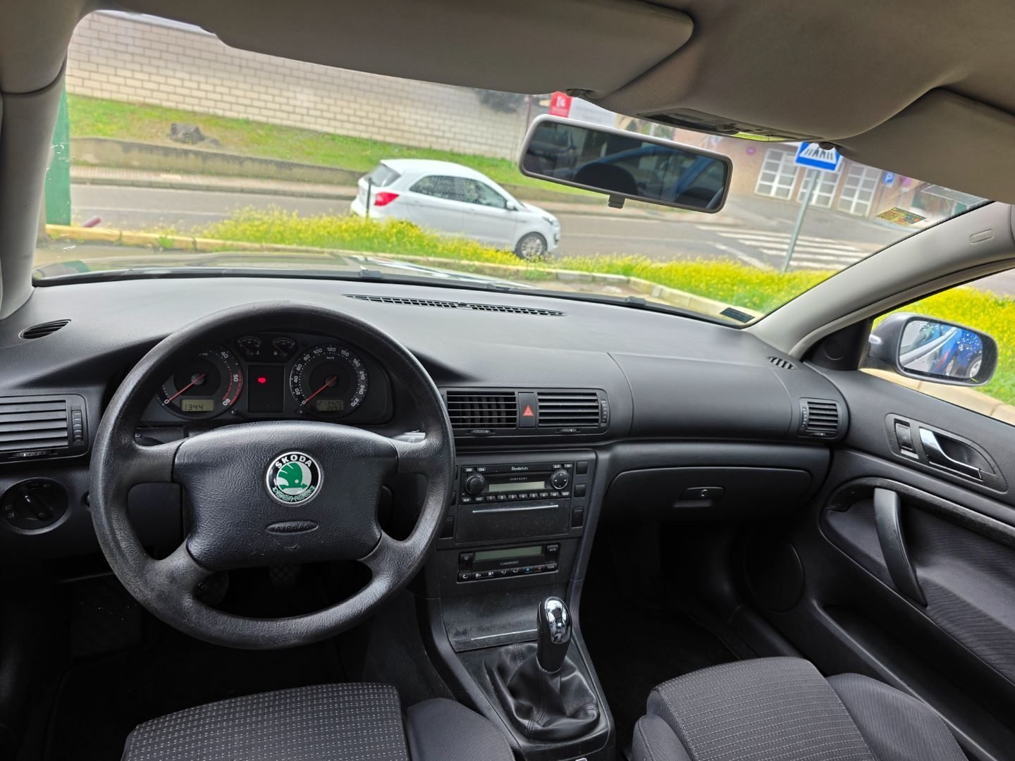 SKODA Superb 1.9 TDI 130cv 