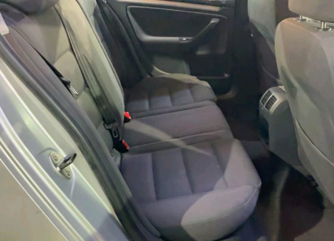 VOLKSWAGEN Golf 1.9 Tdi Sportline DSG