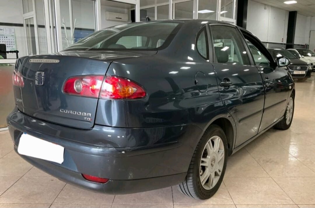 SEAT Cordoba 1.9 Tdi Sport 