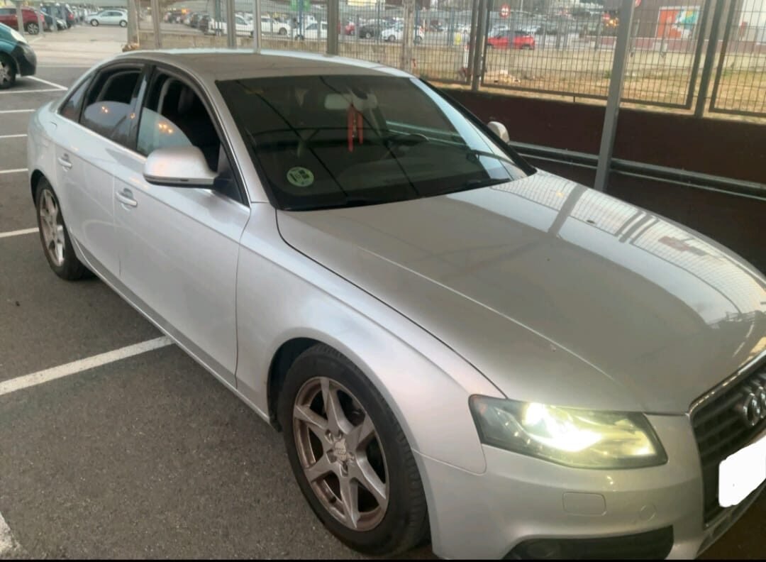 AUDI A4 2.0 tdi 