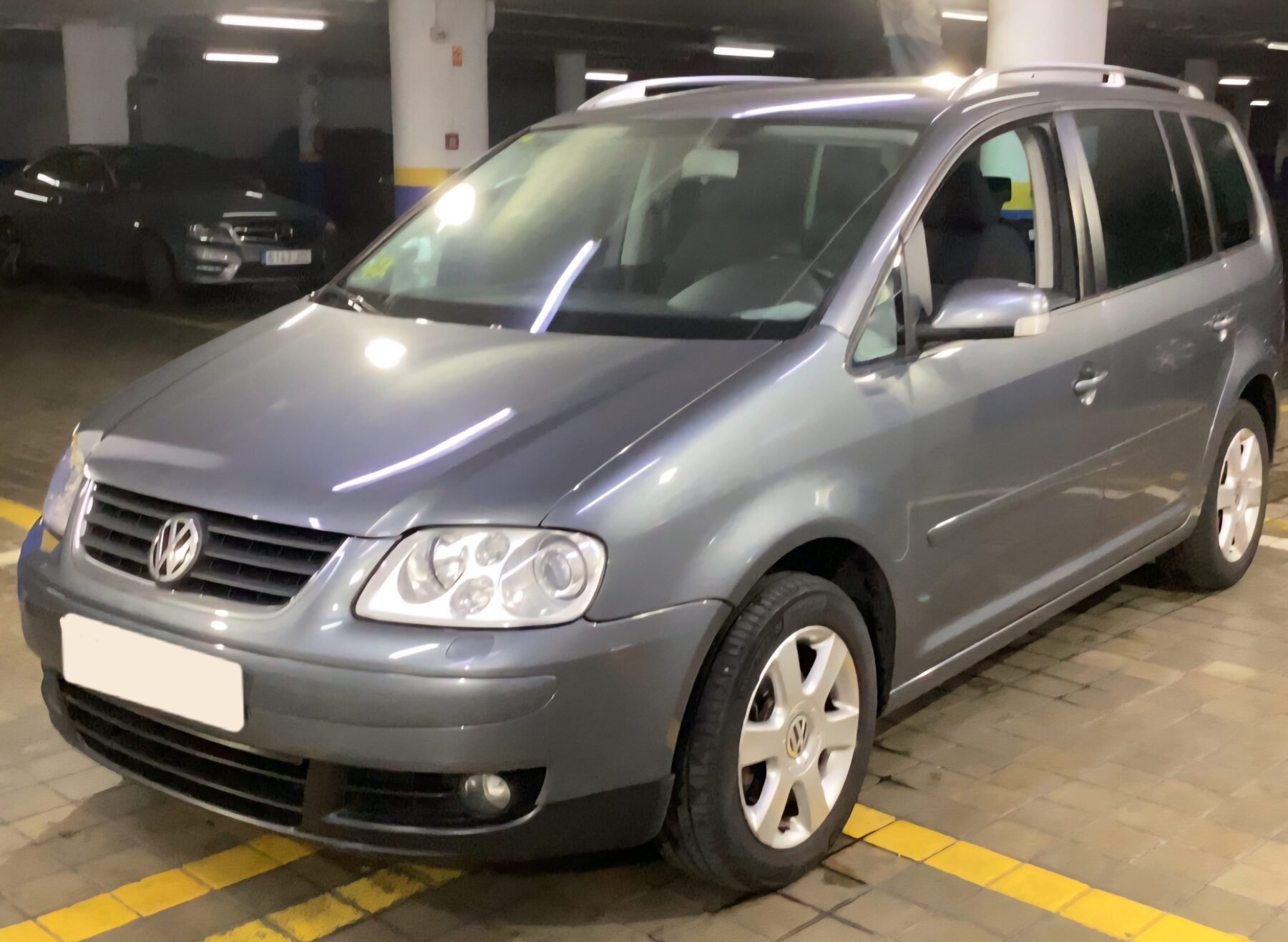 VOLKSWAGEN Touran 2.0 Tdi Highline 